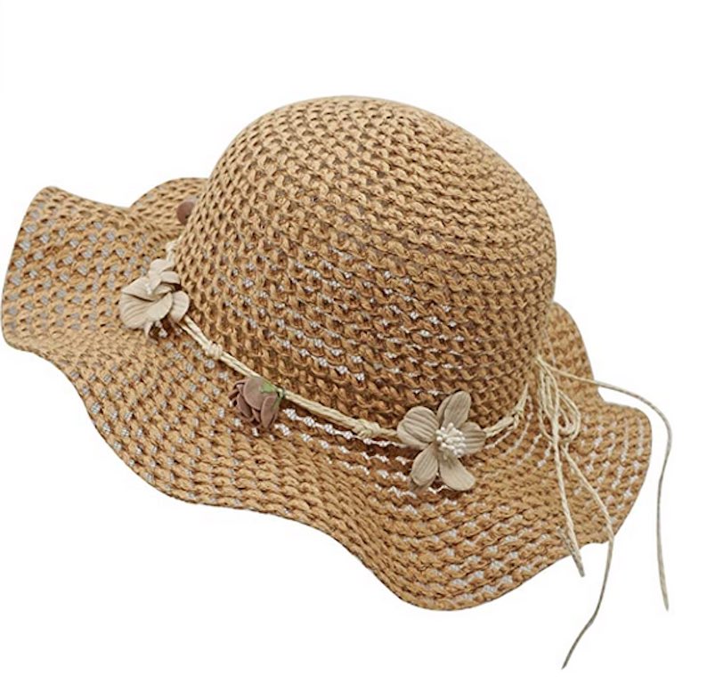 Half a Flanging Straw Hat