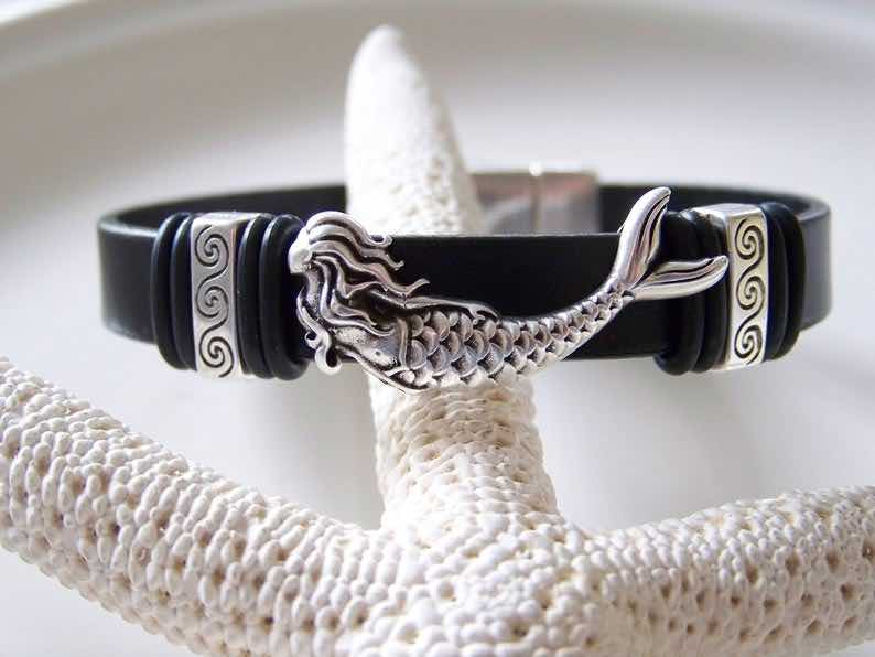 Mermaid Focal Black Leather Bracelet