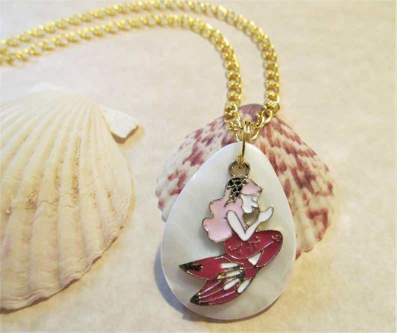 Mother Of Pearl Girl’s Mermaid Necklace<