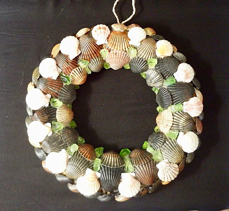 Mixed Scallop Seashell Wreath by Sheryl